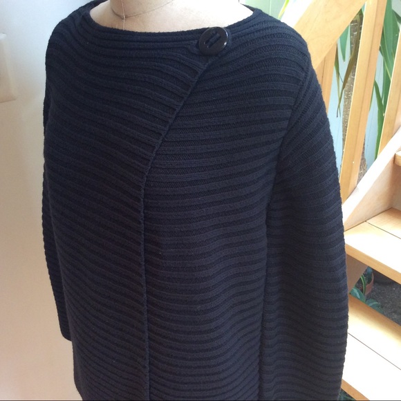 Sweater - Picture 5 of 7